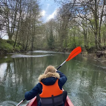Gite Les Galinettes Au Bord De La Riviere Crécy-sur-Serre