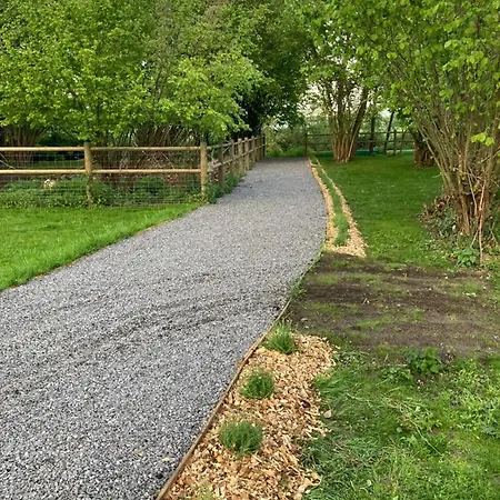 Gite Les Galinettes Au Bord De La Riviere