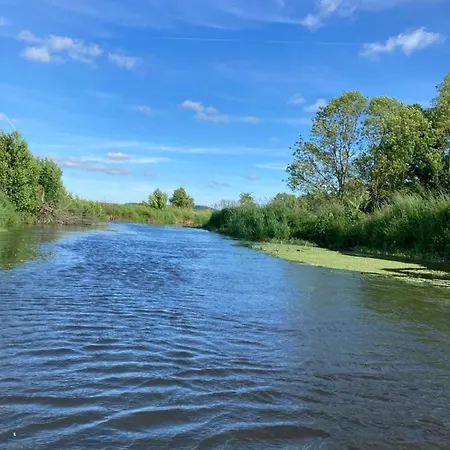 Gite Les Galinettes Au Bord De La Riviere Сasa de vacaciones Crécy-sur-Serre